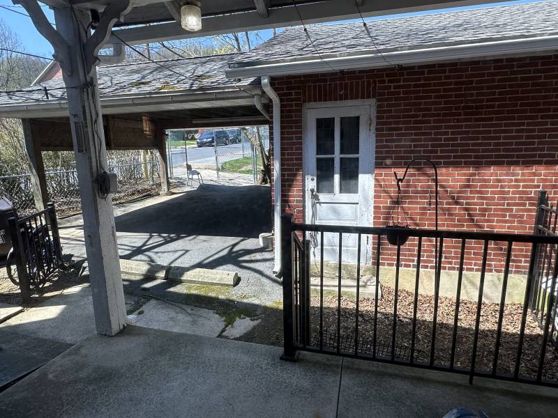 700 Carsonia ave, Reading, Pa 19606 United States