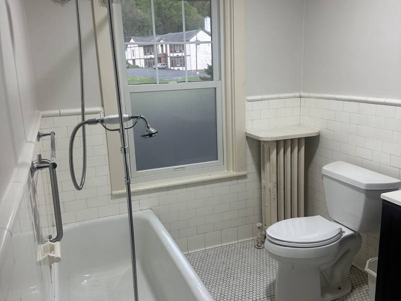 700 Carsonia ave, Reading, Pa 19606 United States